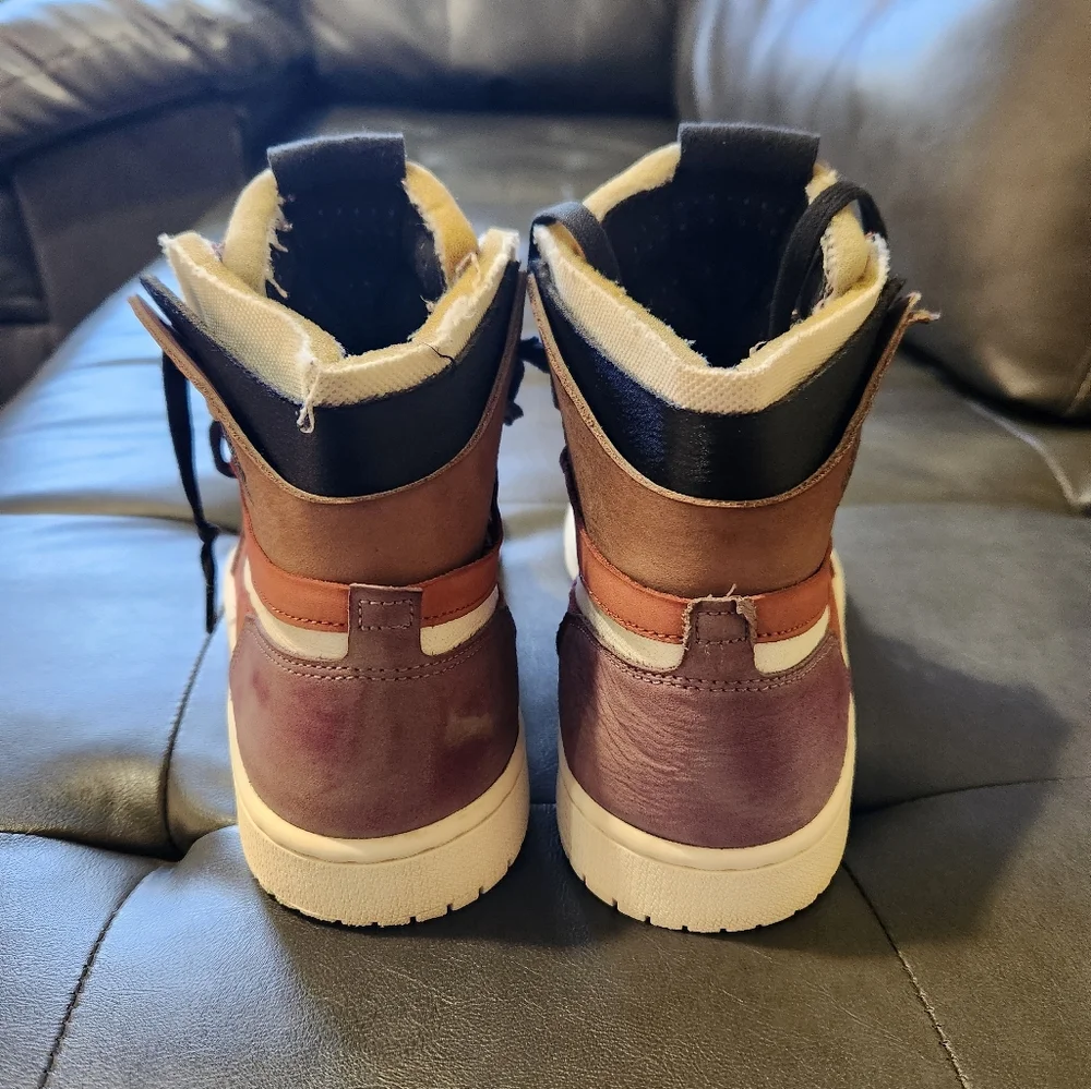 Jordan Retro 1 Women Size 9 - Picture 5 of 8